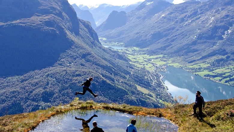 20110917_131206.jpg?w=1400&h=560&mode=crop&anchor=middlecenter