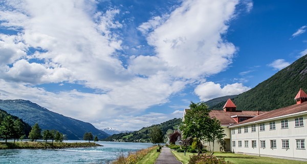 Hotel Loenfjord